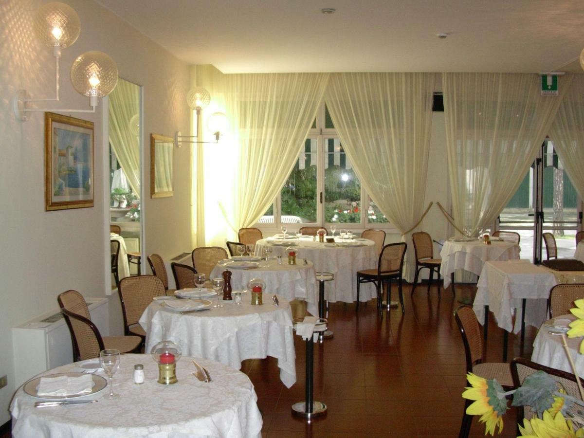 Park Hotel Ravenna Marina di Ravenna Ngoại thất bức ảnh